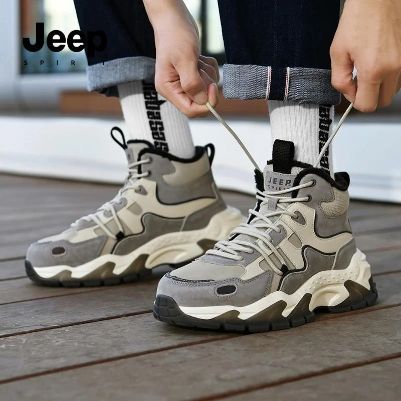 JEEPSPIRIT吉普2024秋冬新款护脚踝高帮鞋男鞋防滑户外运动鞋