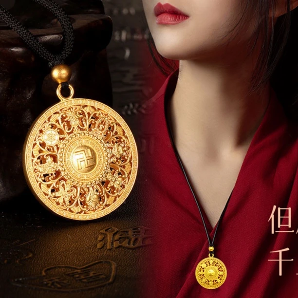 黄金色双面雕刻卍字大号八宝罗盘项坠时尚百搭