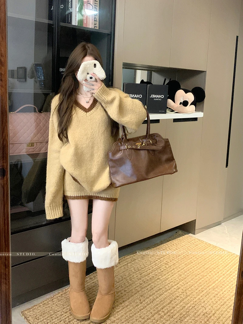 韩版休闲时尚V领宽松显瘦撞色长袖毛衣高腰显瘦短裙两件套女秋冬