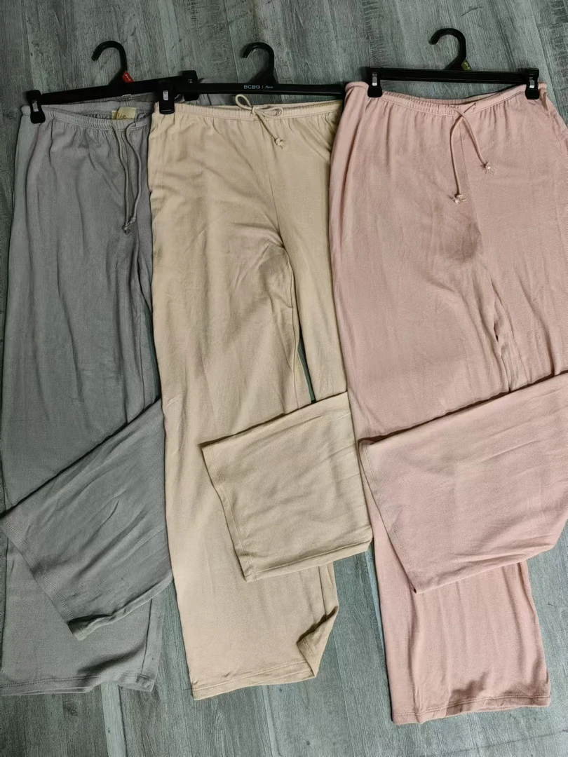 女款宽松休闲裤（偶有勾丝介意不要拍）