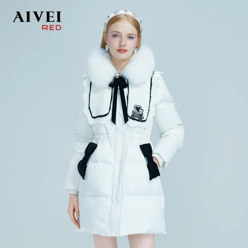 AIVEI艾薇冬季新品防寒狐狸毛领针织披肩收腰羽绒服 P0660038