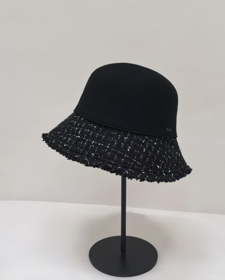 帽之都秋冬季气质小香风拼接时尚盆帽 W340