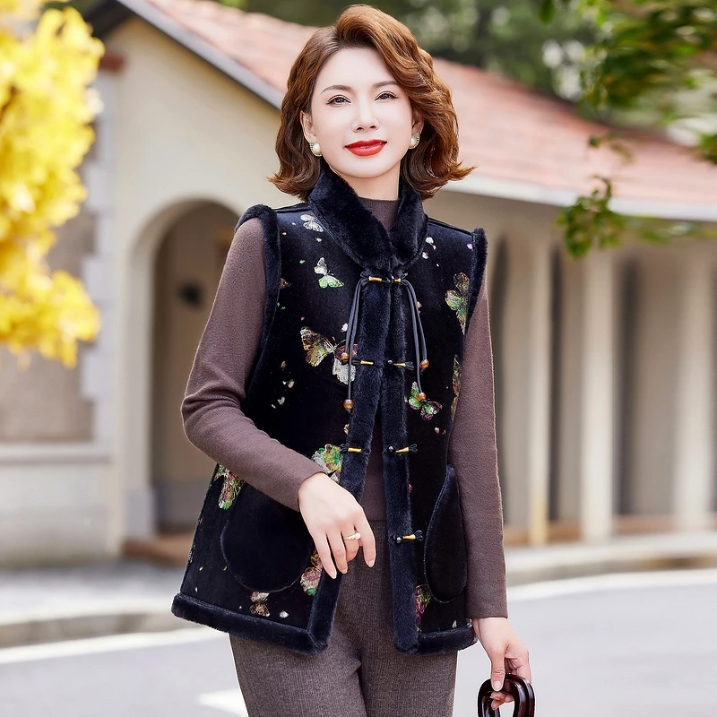 新中式妈妈冬装马夹新款保暖背心洋气中老年女装秋冬中式加绒马甲