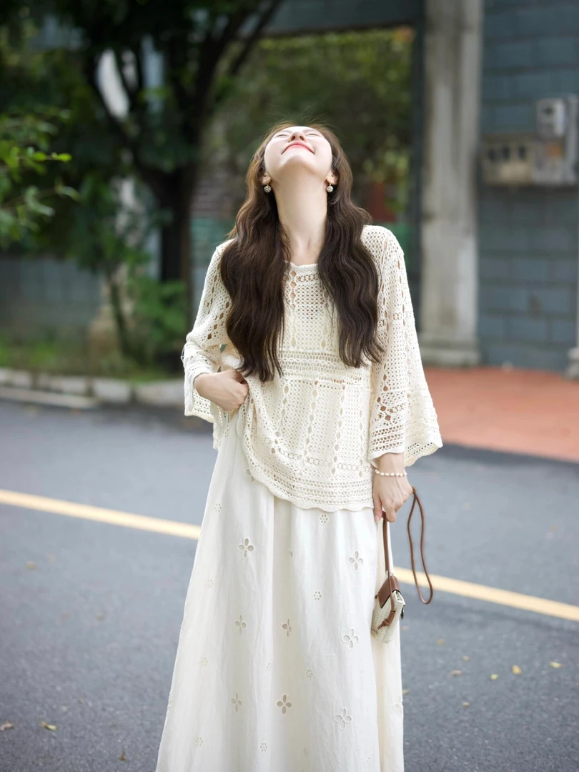 入秋搭配一整套法式慵懒钩花针织罩衫白色提花a字半身裙两件套女