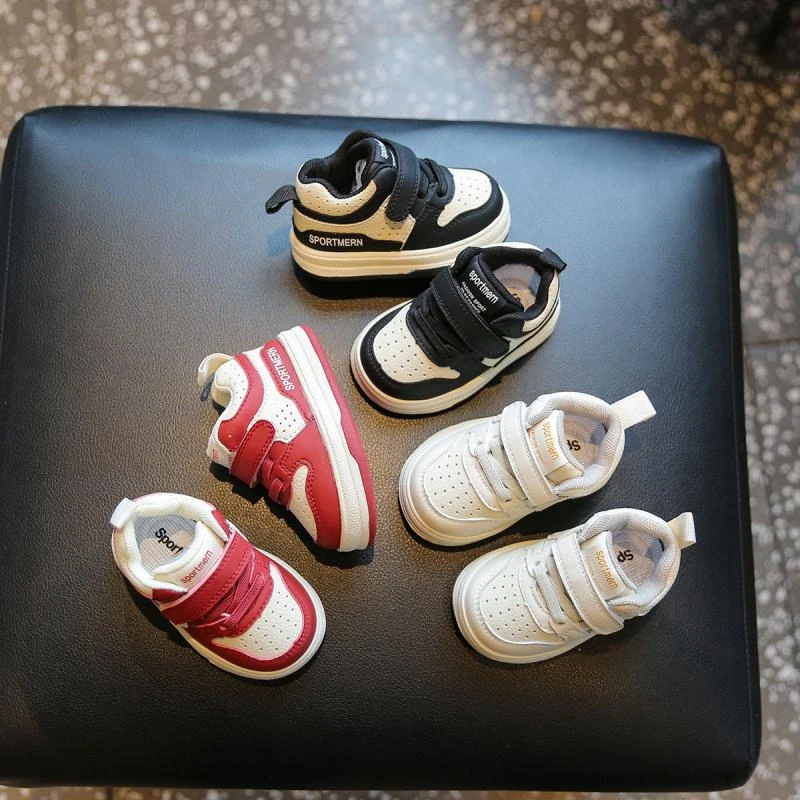 宝宝学步鞋婴儿鞋2024新款女童休闲男童软底防滑1-3岁男童机能鞋