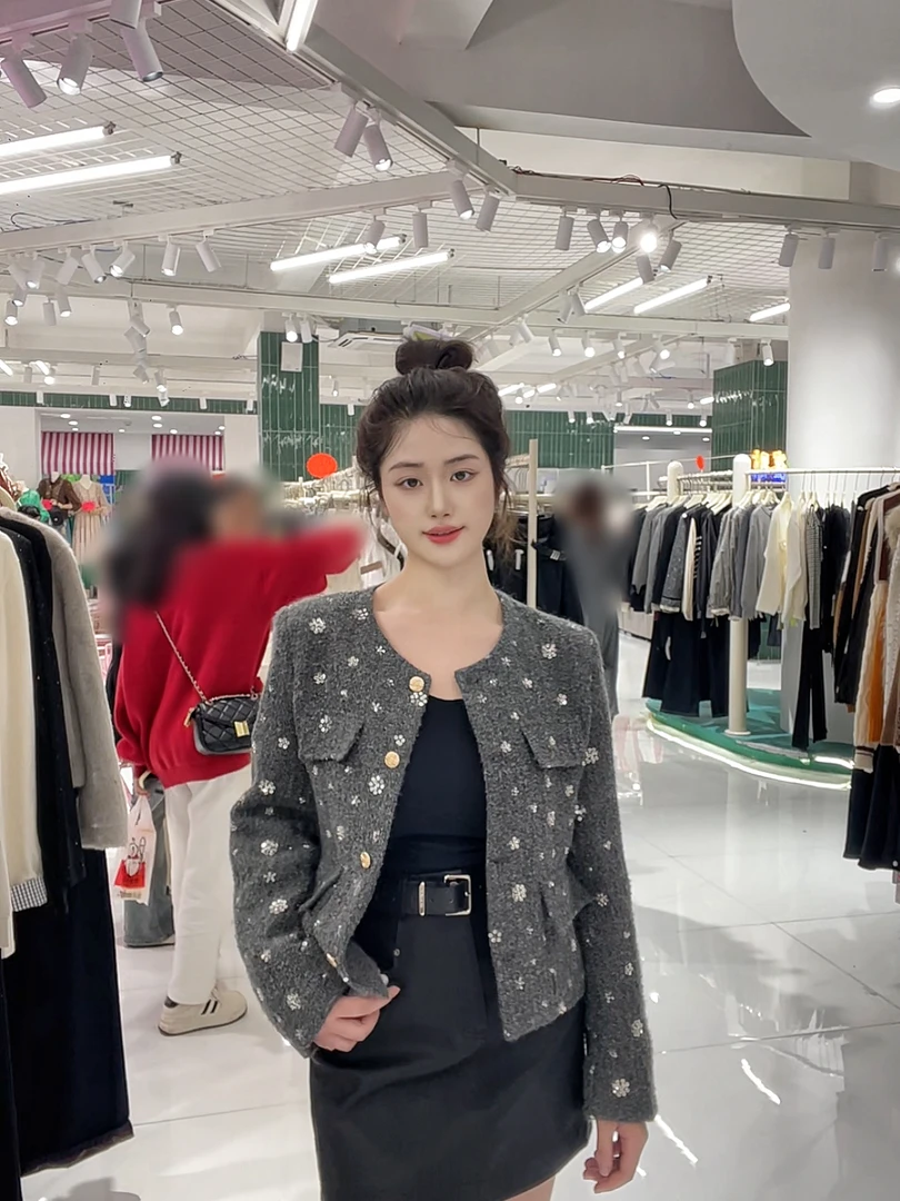 新款法式短款重工亮片花朵小个子编织呢上衣