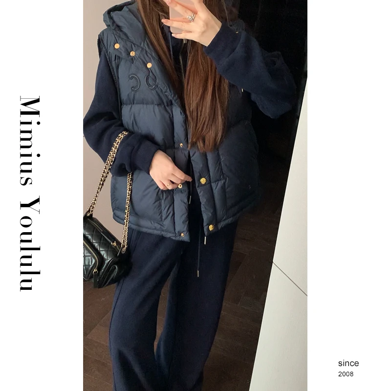 【mimius】七七 凯旋门拼皮标连帽鹅绒马甲 F10034