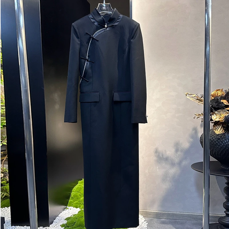 设计师品牌蒋云ELVIS.CHEUNG秋冬新款钉珠西装外套女长款