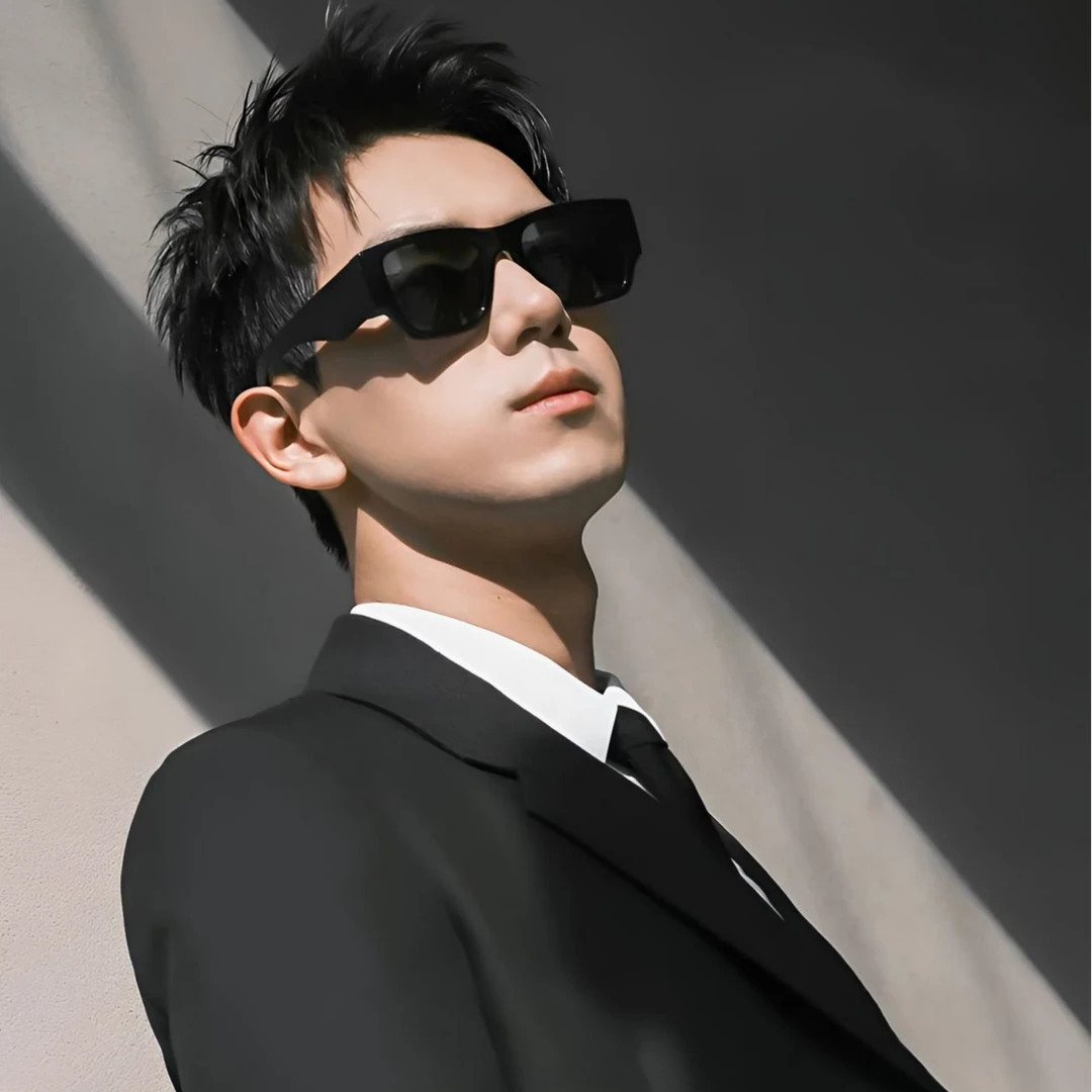 一号 高顶板材网红个性防紫外线太阳镜夏季百搭街拍