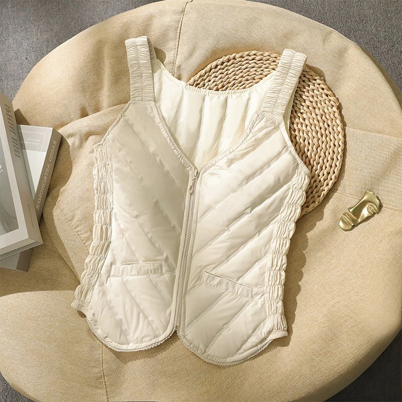 羽绒小马甲背心女秋冬新款外穿轻薄保暖时尚外搭叠穿高档无袖上衣