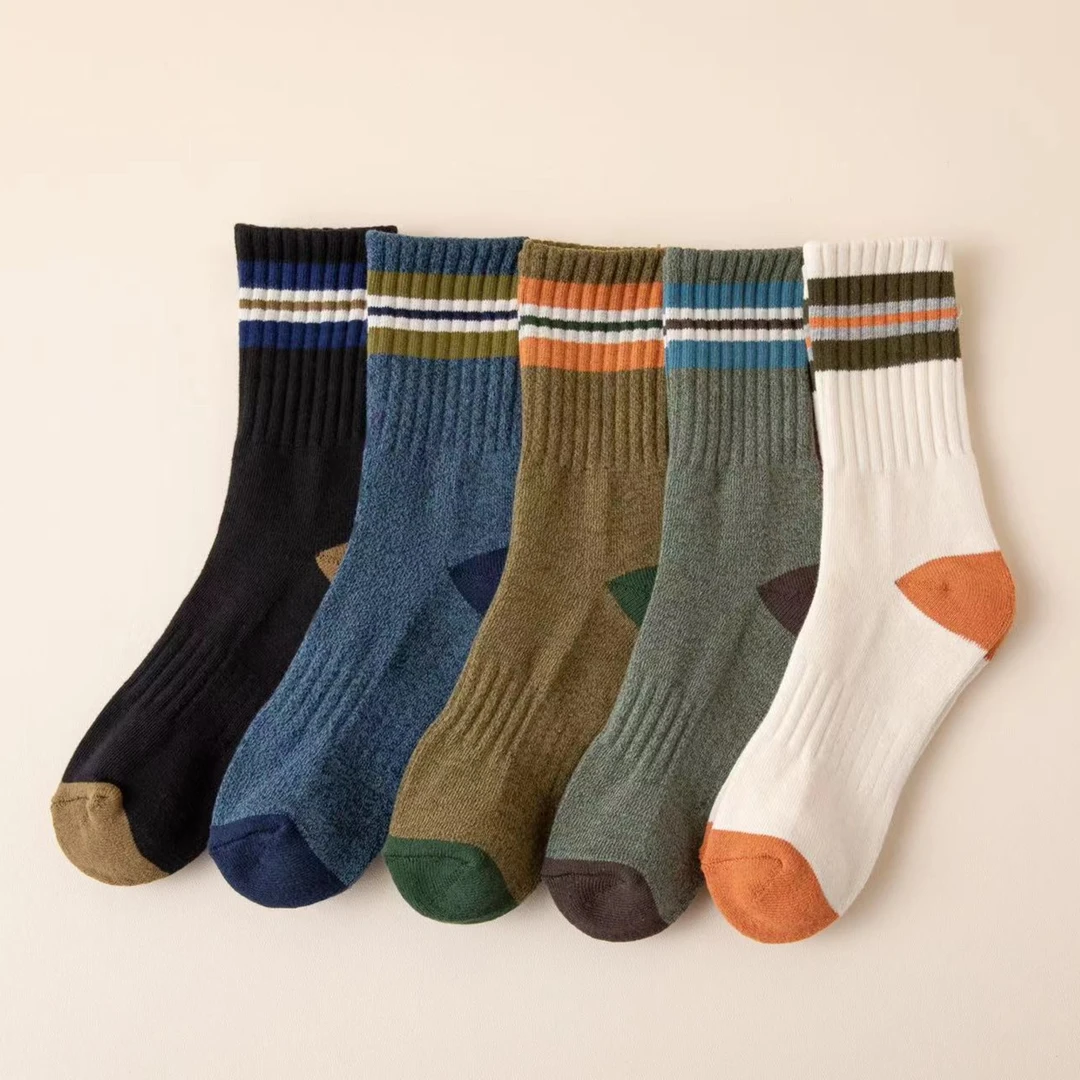条纹拼色时尚毛圈男袜 保暖透气排湿