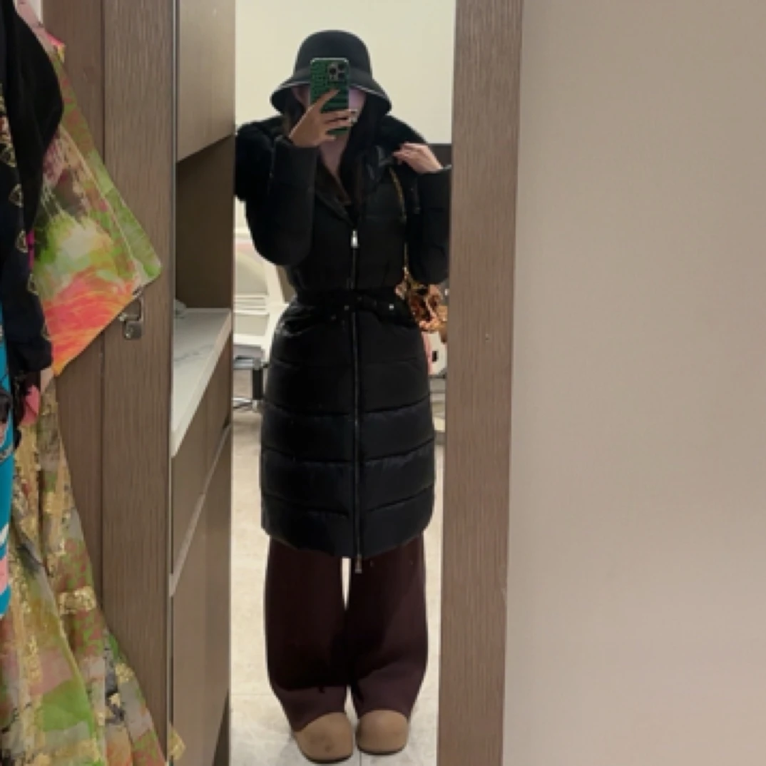 Rose Ono鹅绒加厚超大毛领收腰修身时尚冬季长款羽绒服连帽秋冬