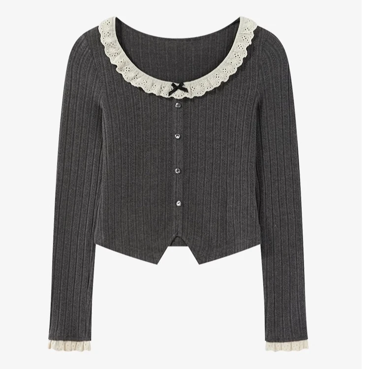 羊城故事-温柔甜美撞色花边长袖t恤秋季修身显瘦上衣Y40945189