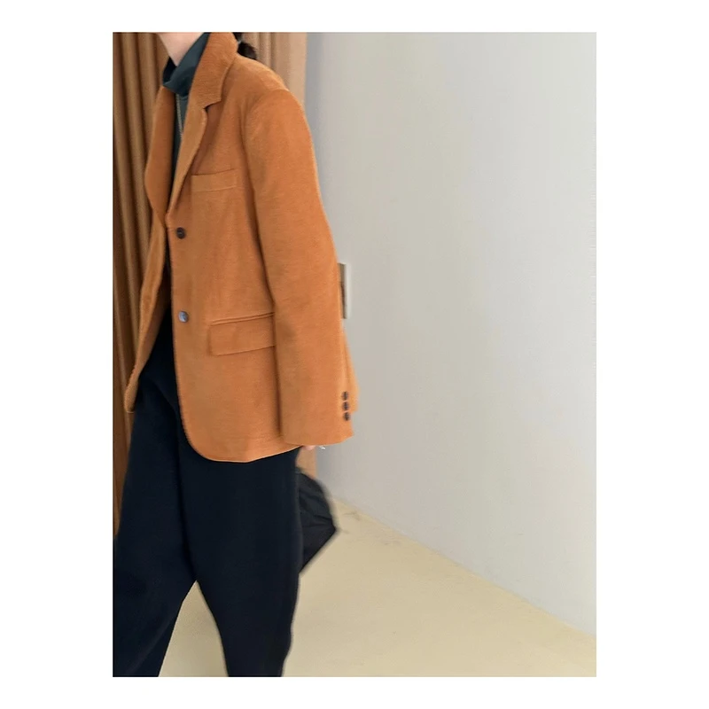 LUO/法式复古港风美色灯芯绒西服 韩代精致小众西服领西装外套女