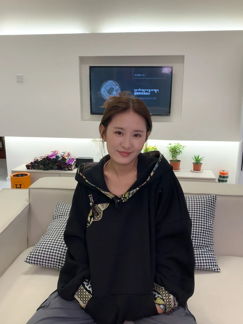 子玉|「带帽卫衣」2024秋季藏式卫衣休闲时尚百搭民族风情侣款卫衣