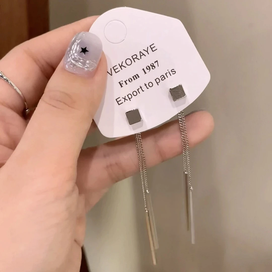 铜合金耳饰 925银针几何流苏长款气质耳环女轻奢简约时尚圆脸耳饰