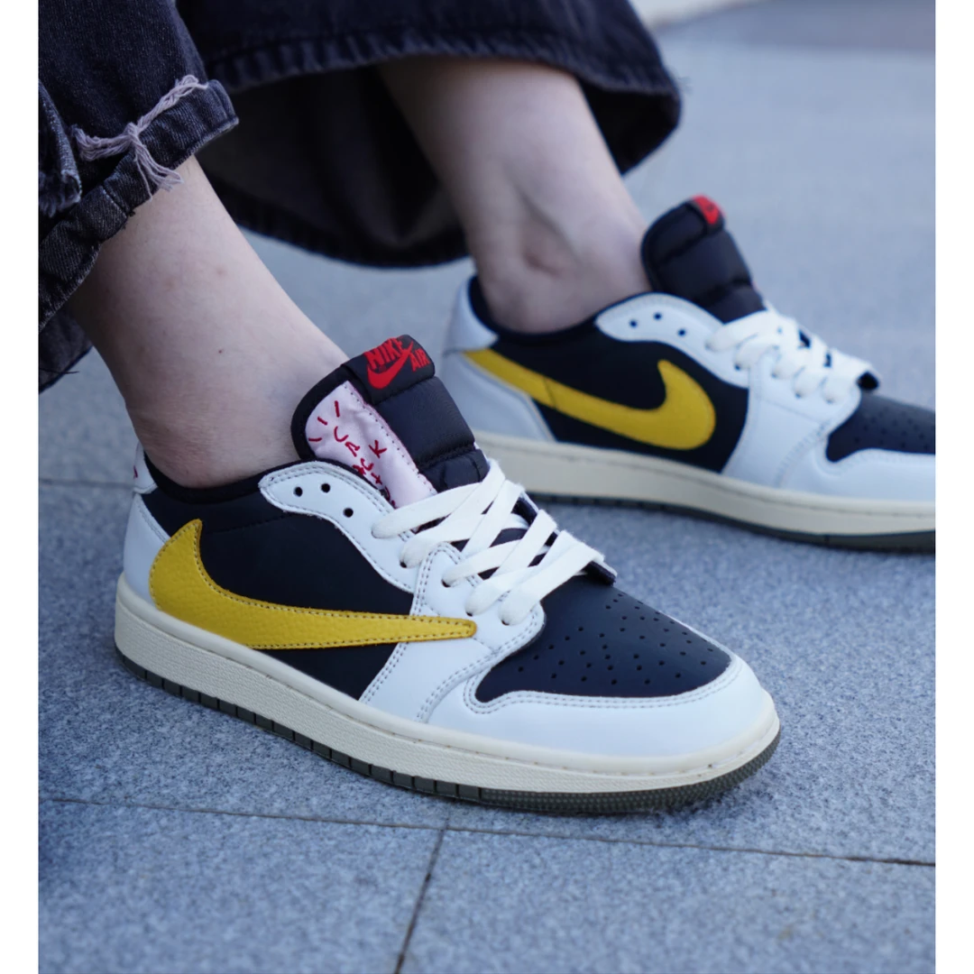 Air Jordan 1 黑黄倒钩男女同款复古休闲运动鞋【球鞋定制】