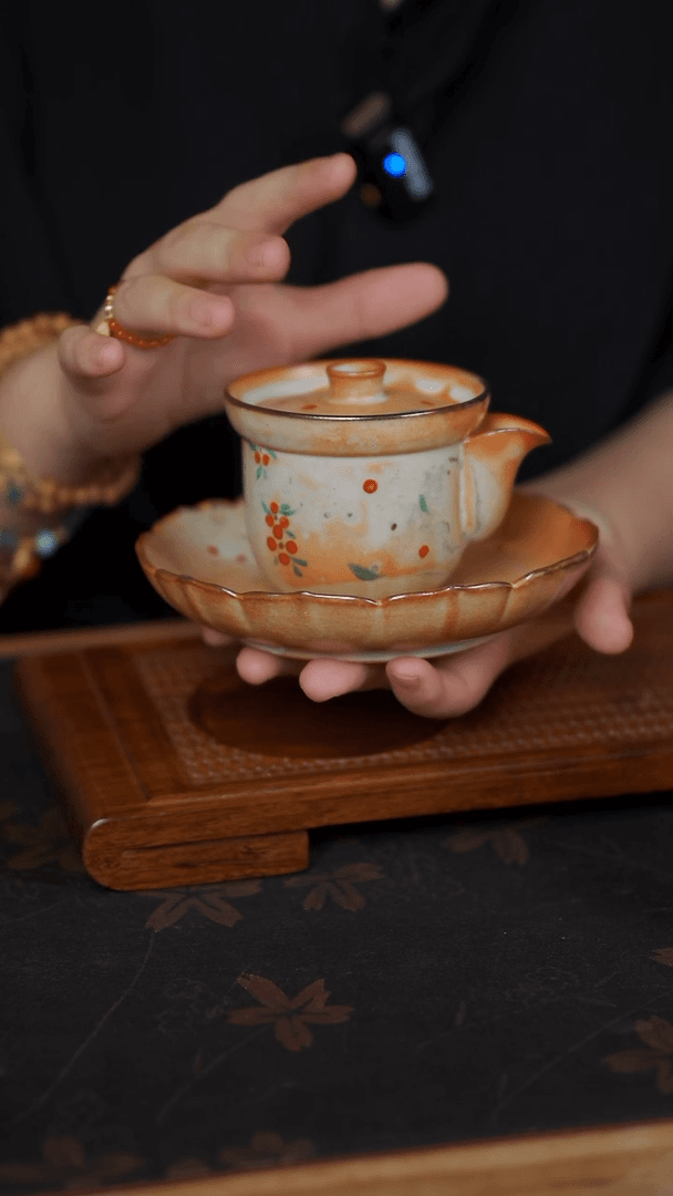 【闪购商品】手绘  樱桃 志野宝瓶+花边壶承