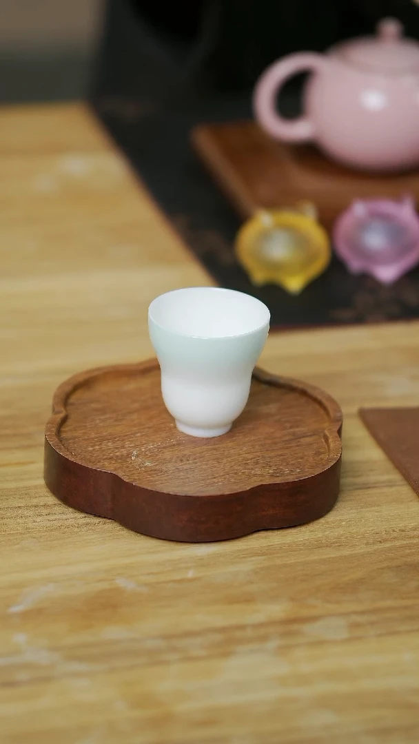 【闪购商品】瓷玻璃冰种玉瓷渐变绿葫芦主人杯