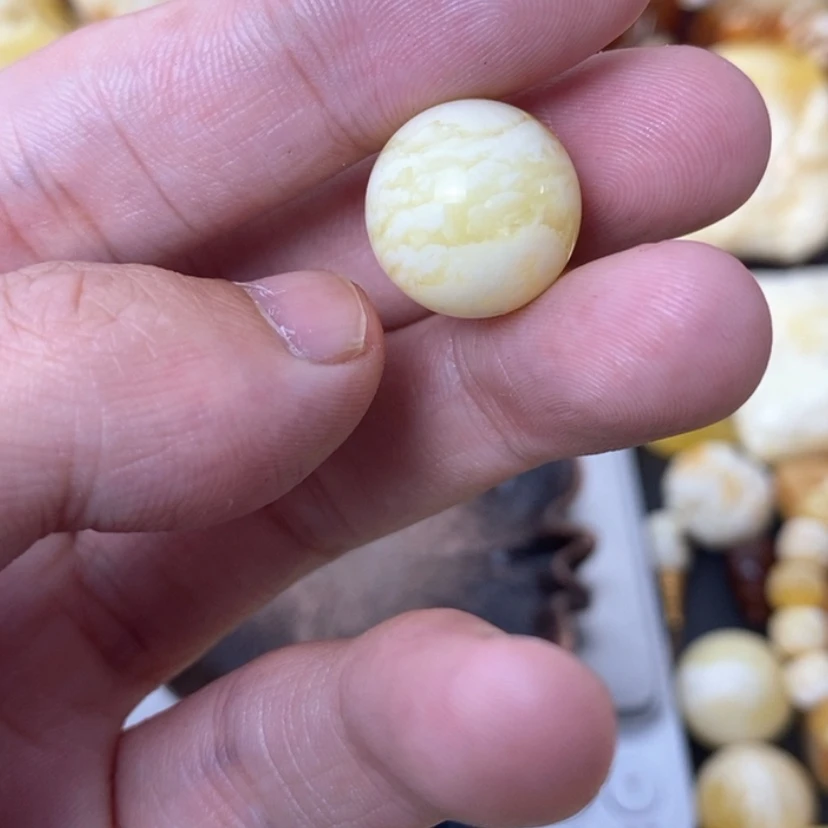 【闪购商品】琥珀裸石未镶嵌