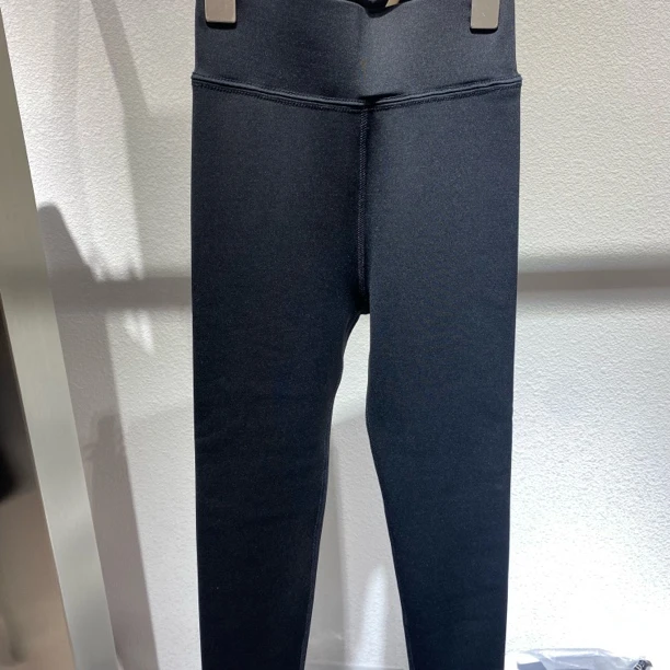 8028儿童加绒鲨鱼裤