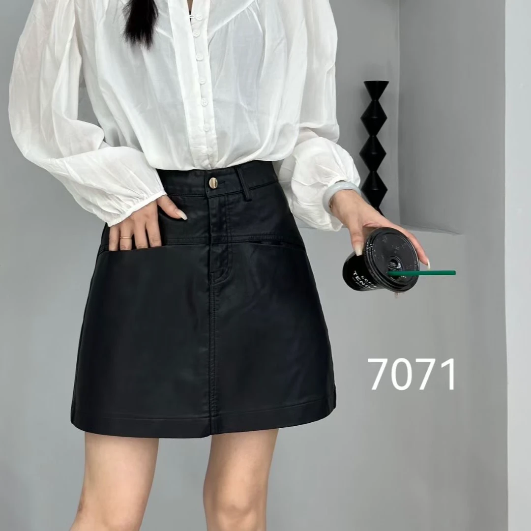 小施家南韩百搭显高皮短裙7071