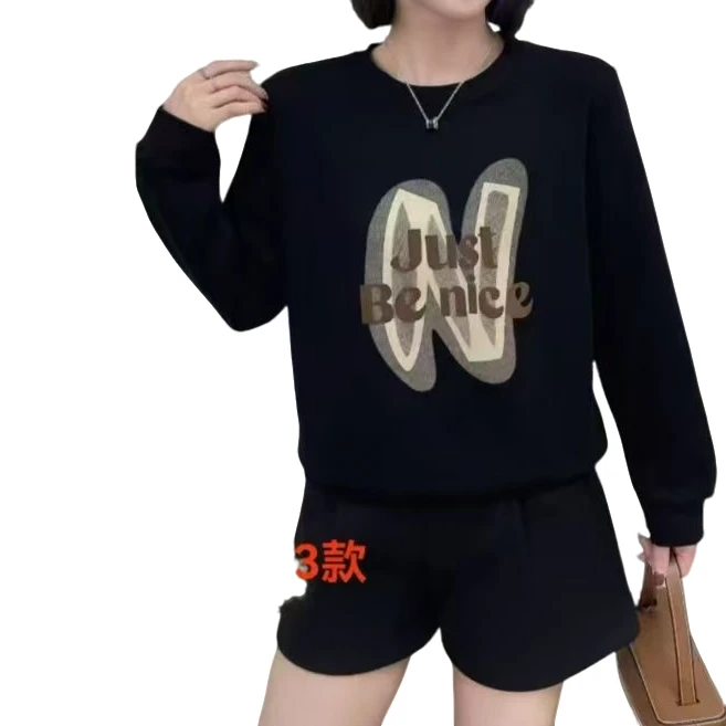 小施家时尚字母显瘦上衣7703