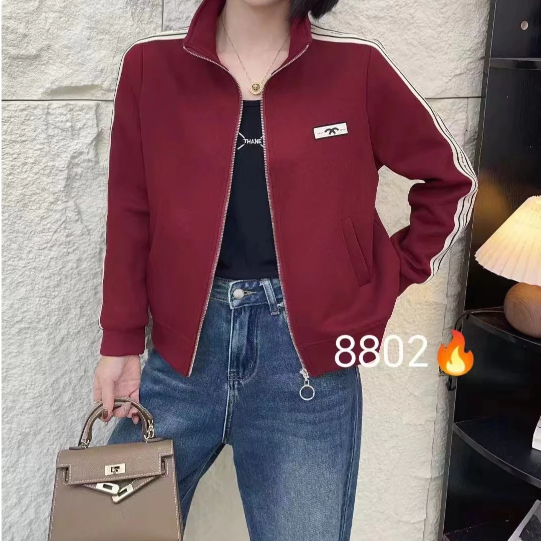 小施家时尚百搭棒球外套8802