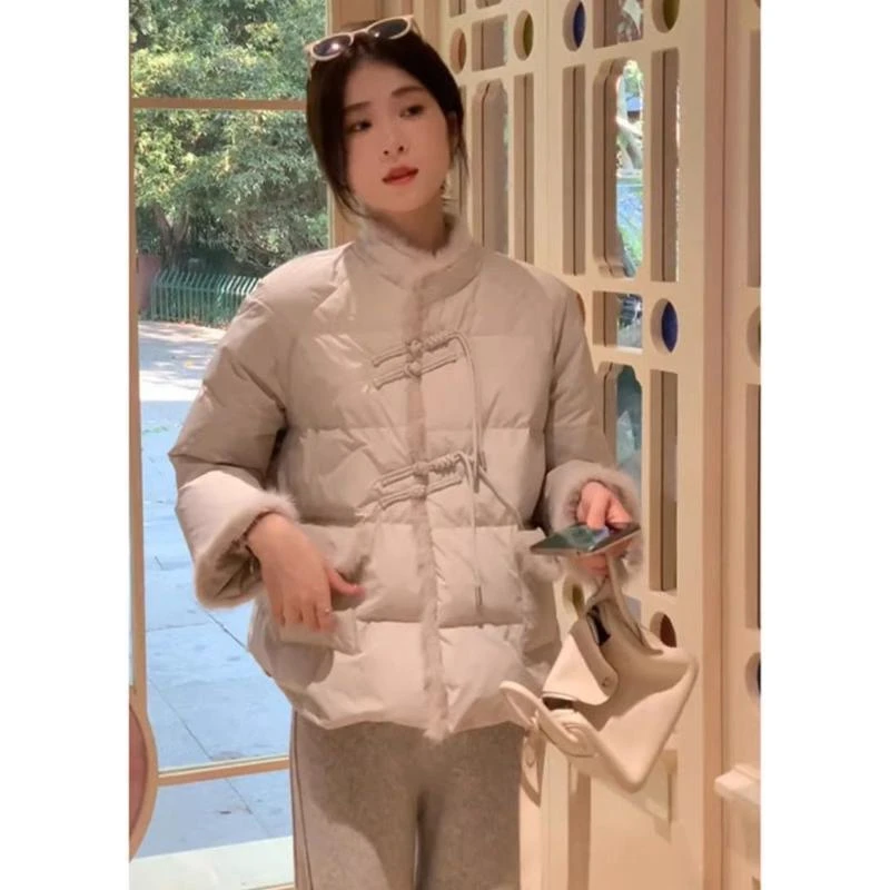 波司澄2023新款羽绒服女冬季爆款今年流行新中式国风盘扣设计感百