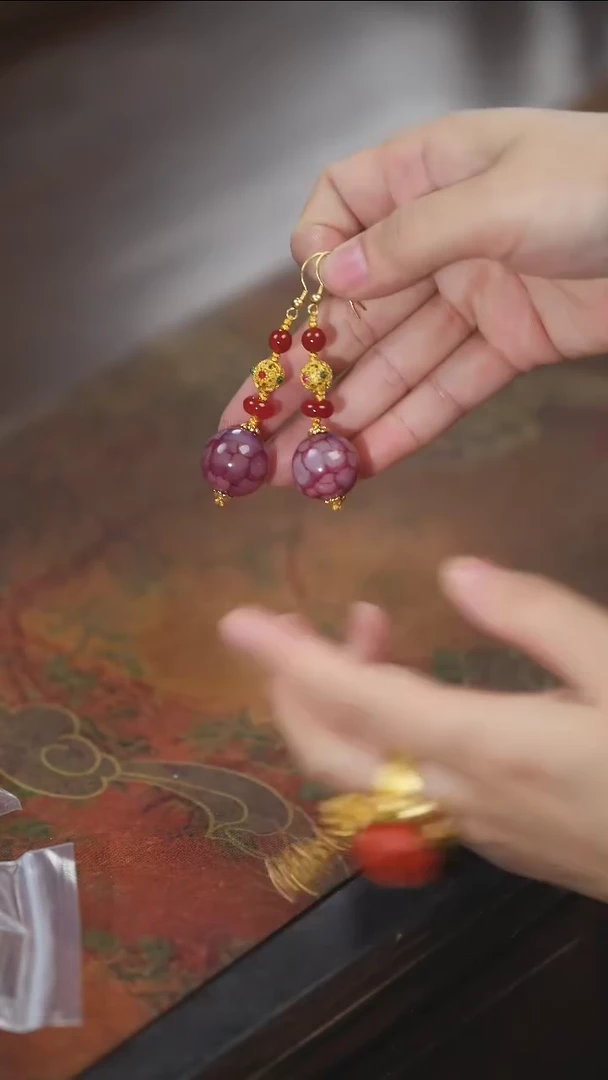 【闪购商品】玛瑙/玉髓耳环未镶嵌血丝玛瑙