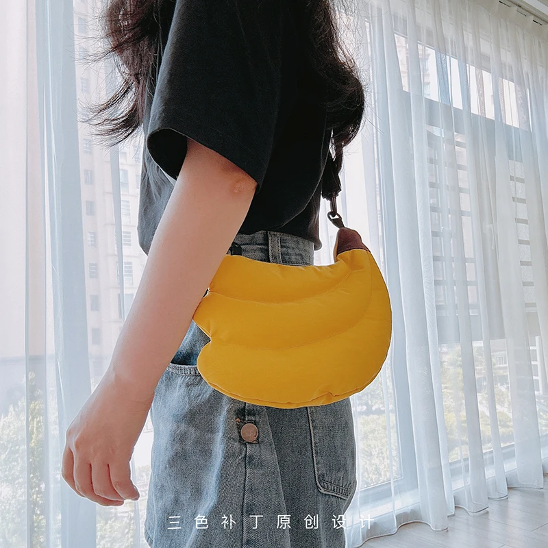 三色补丁香蕉小挎包女2023夏季新款百搭可爱小包包卡通水果斜挎包