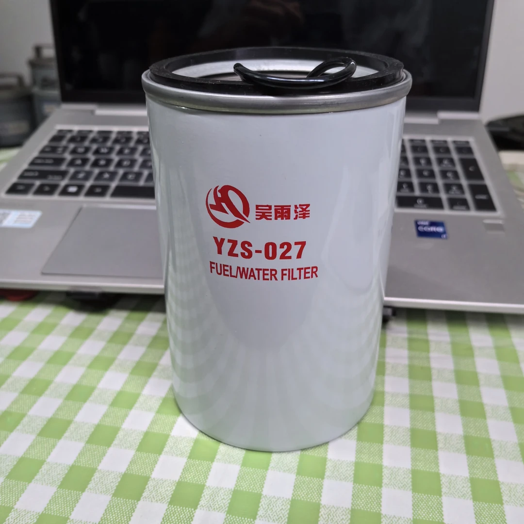 吴雨泽品牌滤芯适配沃尔沃14737973油水滤芯 沃尔沃120D/140D油水