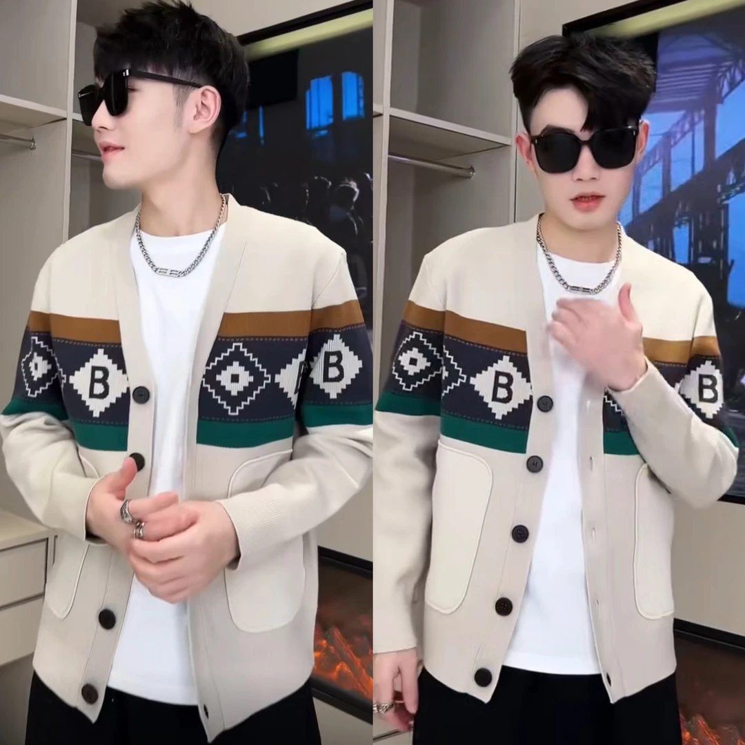 《珂玛伊潮流男装 》秋季新款休闲时尚字母设计男女同款针织毛衣