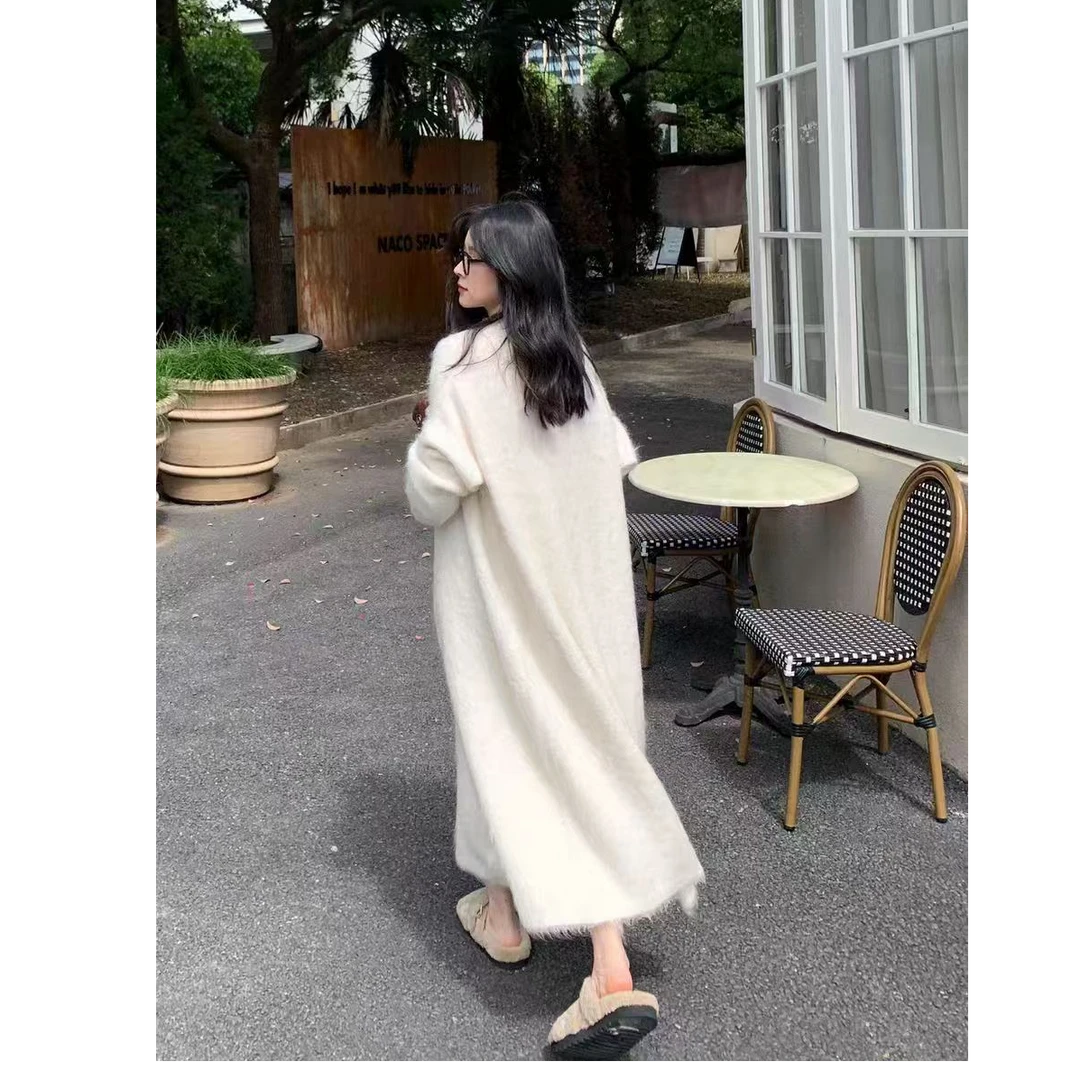 【丝丝专属】La Vague  绒感慵懒针织连衣裙两件套  BAW30047   009