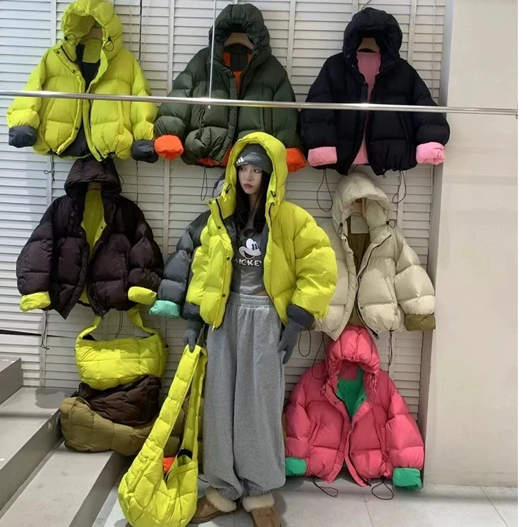 2024年新款韩版休闲撞色羽绒服女短款连帽加厚洋气白鸭绒外套