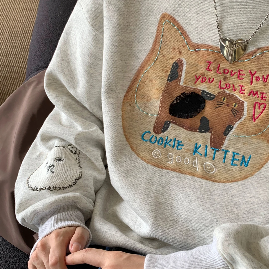 美好商店MeihaoStore“爱吃曲奇的小猫咪”贴布绣圆领套头卫衣