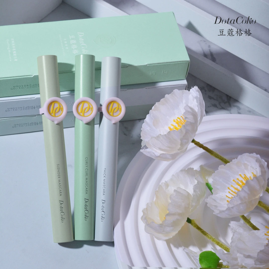 【嘉琪出品】豆蔻格格睫毛膏浓密纤长不晕染不脱妆新手小白初学者