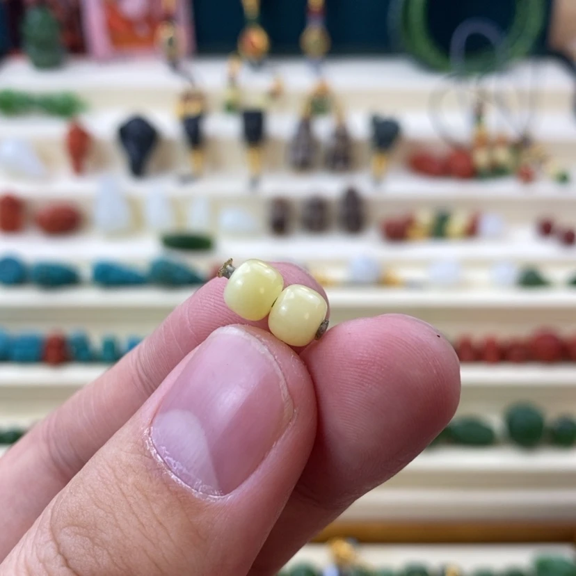 【闪购商品】蜜蜡颈饰未镶嵌