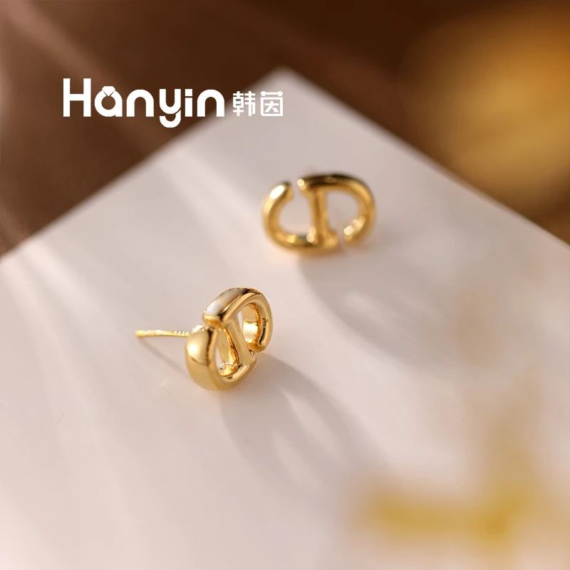 铜合金耳饰 925银针小众气质光面猪鼻耳钉AAA