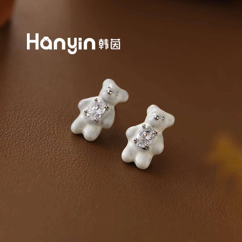 铜合金合成锆石耳饰 925银针气质大颗椭圆微镶奶油白小熊耳钉AAA