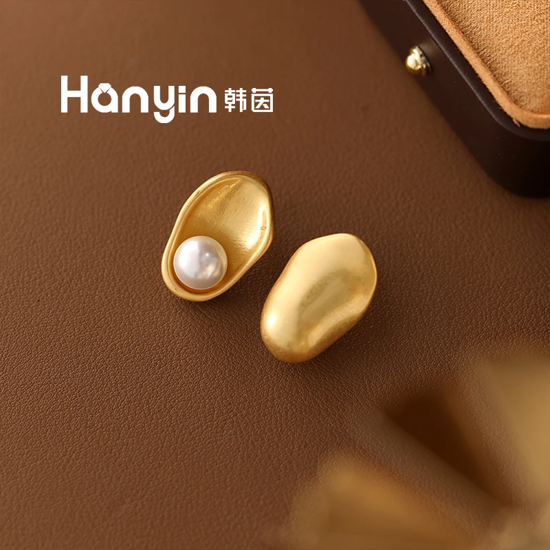 铜合金仿珍珠耳饰 925银针气质光面几何设计小耳朵圆珠耳钉