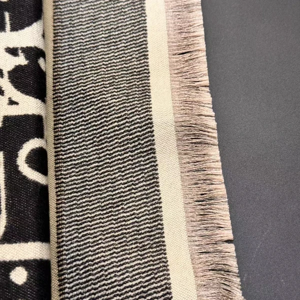 (726)2024新款轻奢高定绒流苏围巾时尚百搭秋冬季男女同款