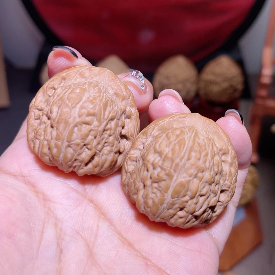 【闪购商品】文玩核桃吊坠34平底锅
