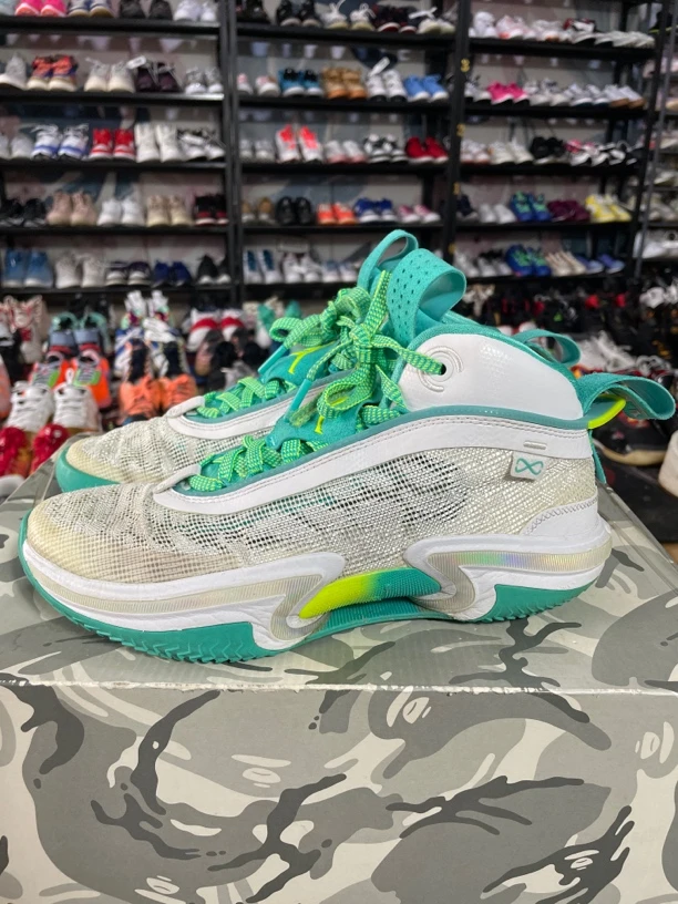 90新 maje 40.5码255/Air Jordan 36 篮球鞋 郭艾伦PE