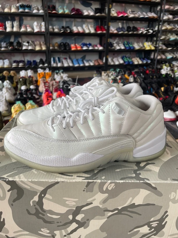 95新 41码260/Air Jordan 12 全掌zoom air 篮球鞋 镭射/公价1119