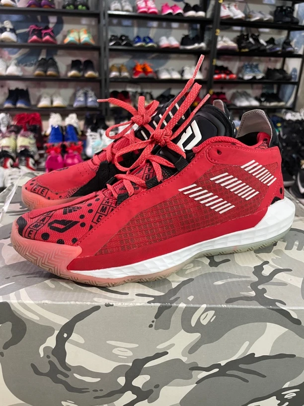 37码/adidas Dame Lillard 6 缓震回弹篮球鞋 极客/公价562