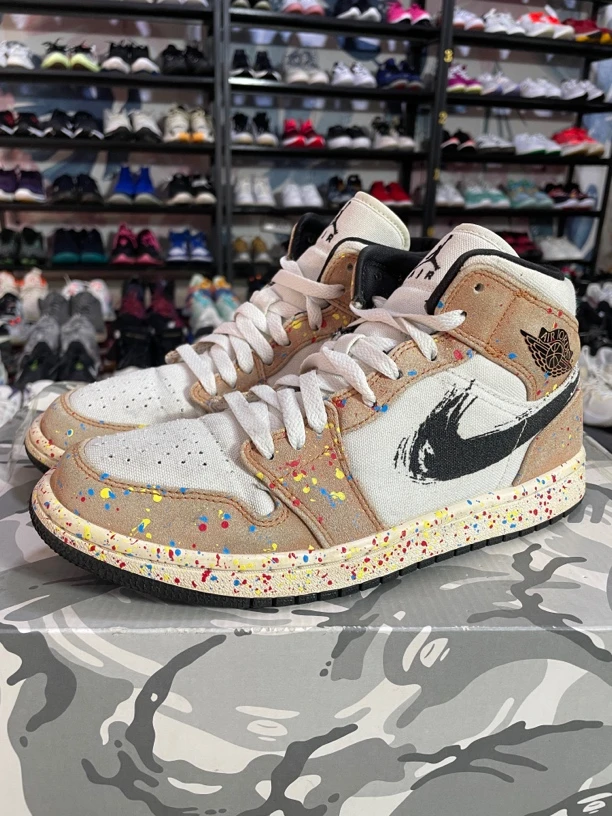 40.5码255/Air Jordan 1 休闲鞋 水彩泼墨/公价807 右鞋垫损坏
