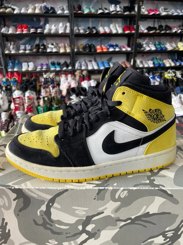 42码265/Air Jordan 1 复古潮流 防滑休闲鞋 黑黄脚趾/公价768