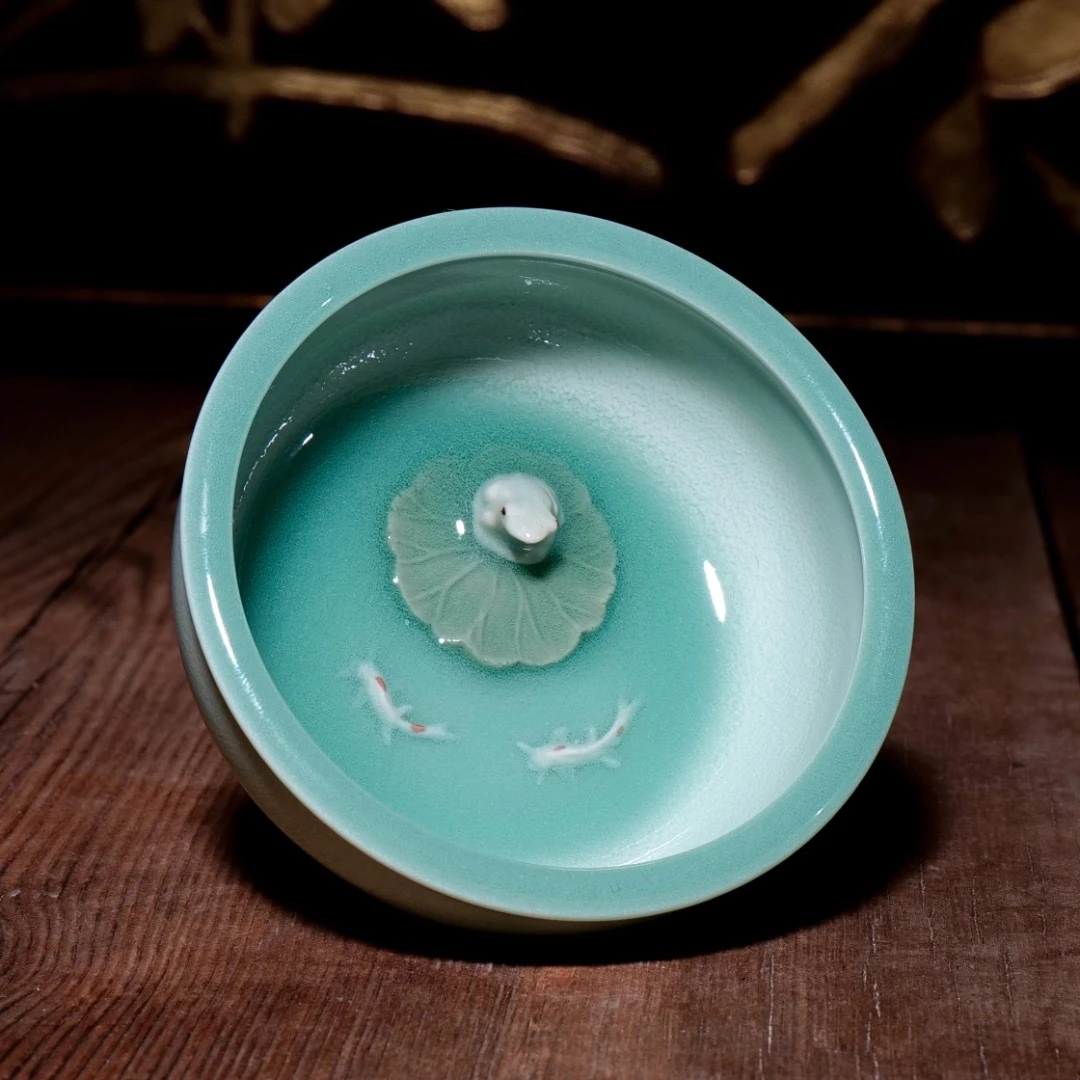 青瓷 粉青【荷塘蛙趣】陶瓷纯手工主人杯