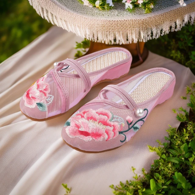2024新款圆头盘扣国风绣花拖鞋家居布拖鞋绸缎面料网纱拖鞋夏季